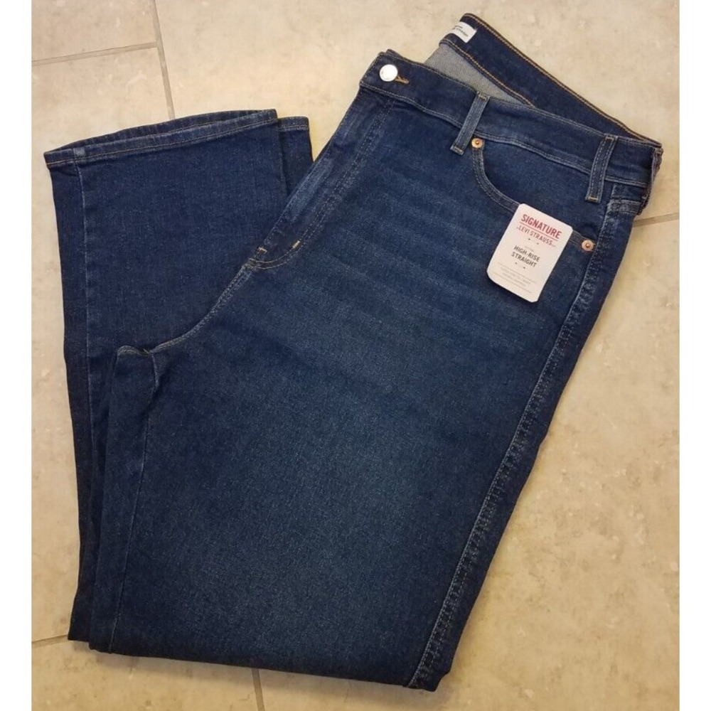 Signature by Levi Strauss Women Heritage HighRise Straight Jeans Pant 22/W36 NEW